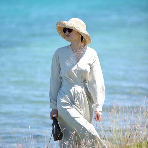 股票配资资讯 “骨折价”顶奢大平层：单价仅豪宅三分之一能不能买？